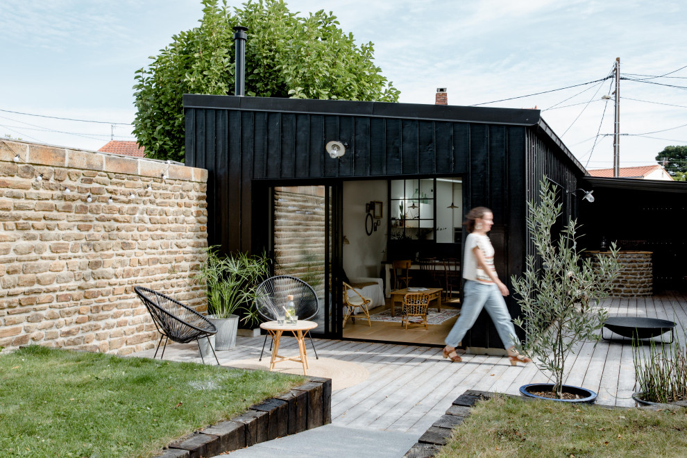 Design ideas for a midcentury shed and granny flat in Nantes.