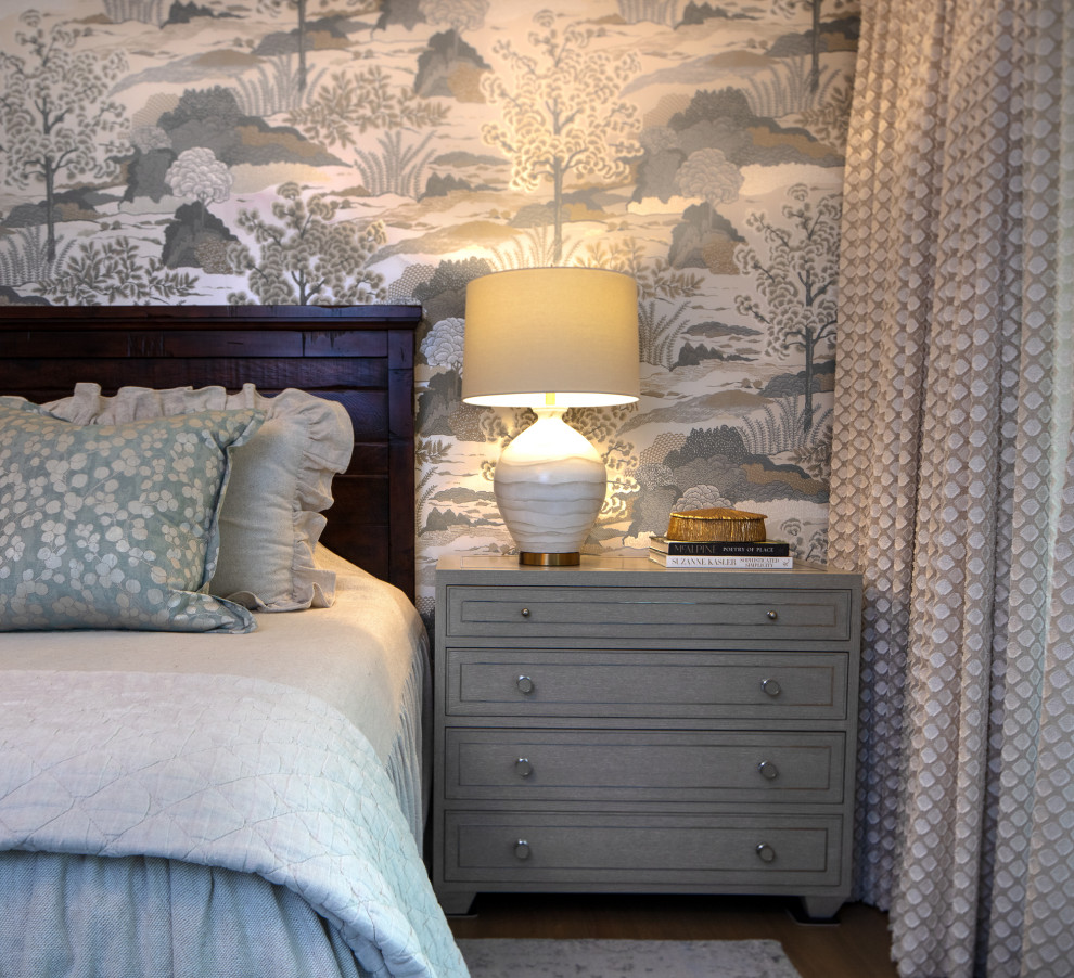 Royal Oaks Master Suite