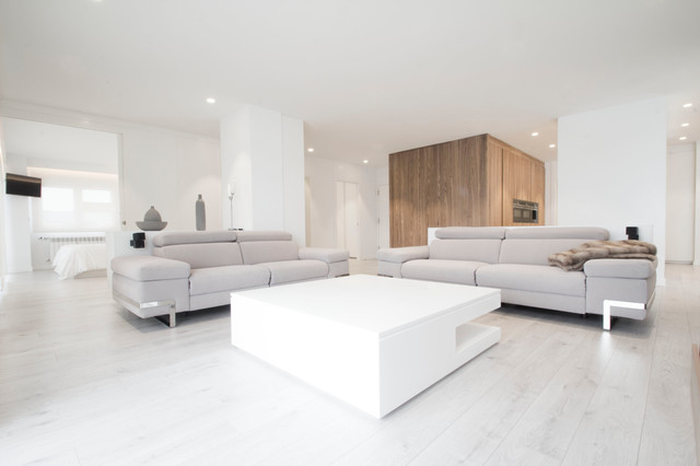 Antes Y Despues La Reforma De Un Apartamento A Pie De Playa