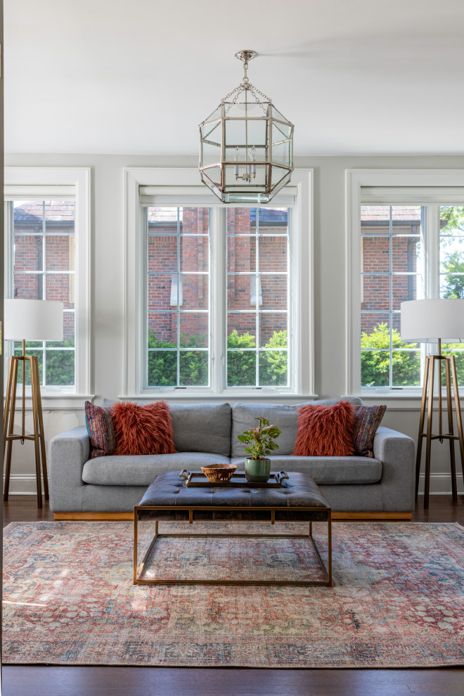 Inspiration for a transitional home design remodel in Indianapolis