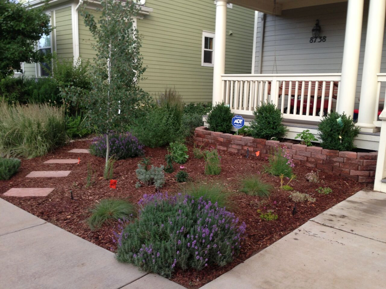 Front Yard Landscape Designs