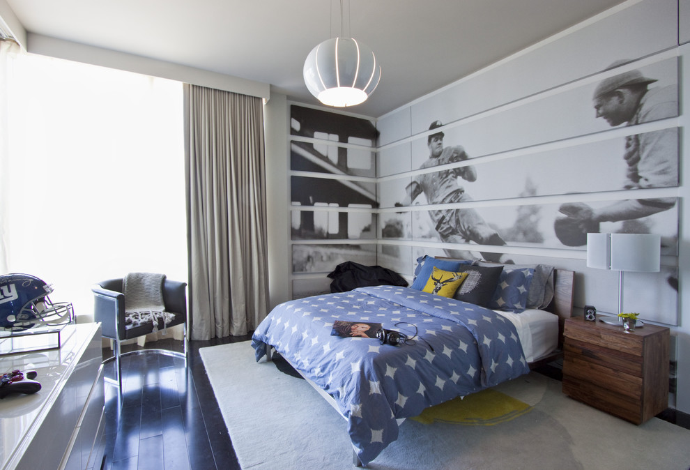 Inspiration for a contemporary bedroom in Miami with dark hardwood floors.
