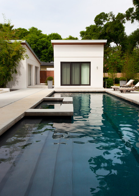 Mead Garden moderne-piscine