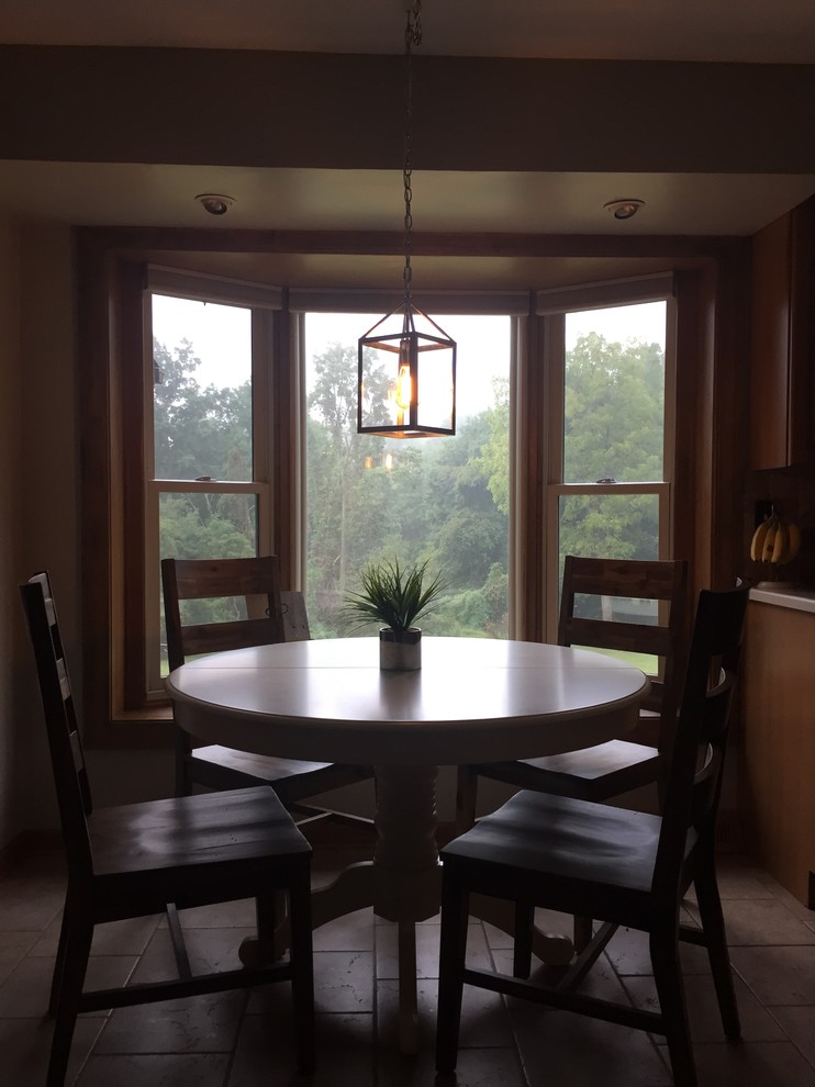 breakfast nook bay window treatments