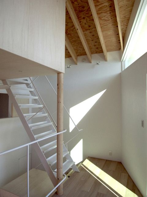 若葉町の住宅 shabby-chic-style-wohnzimmer