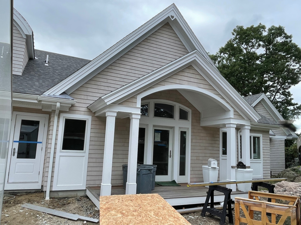 Inspiration for a transitional home design remodel in Boston