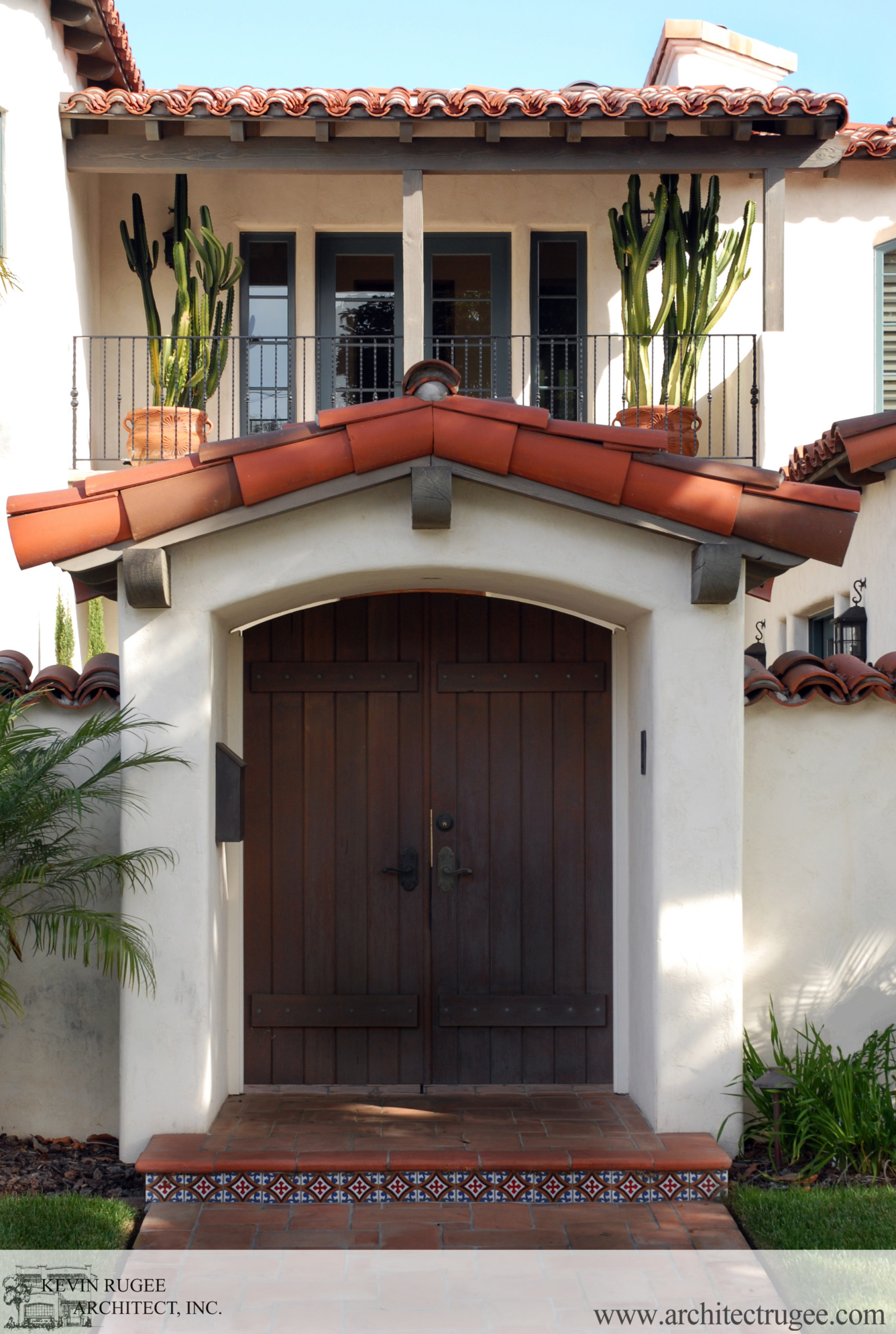 Colonial Style Fencing Ideas - Photos \u0026 Ideas | Houzz, image size:1720x2560