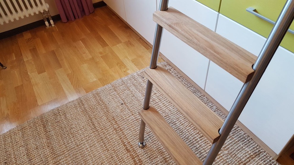 20180408 _ НОВОСИБИРСК - лестница мебельная с крючками - модель Step-30 hook