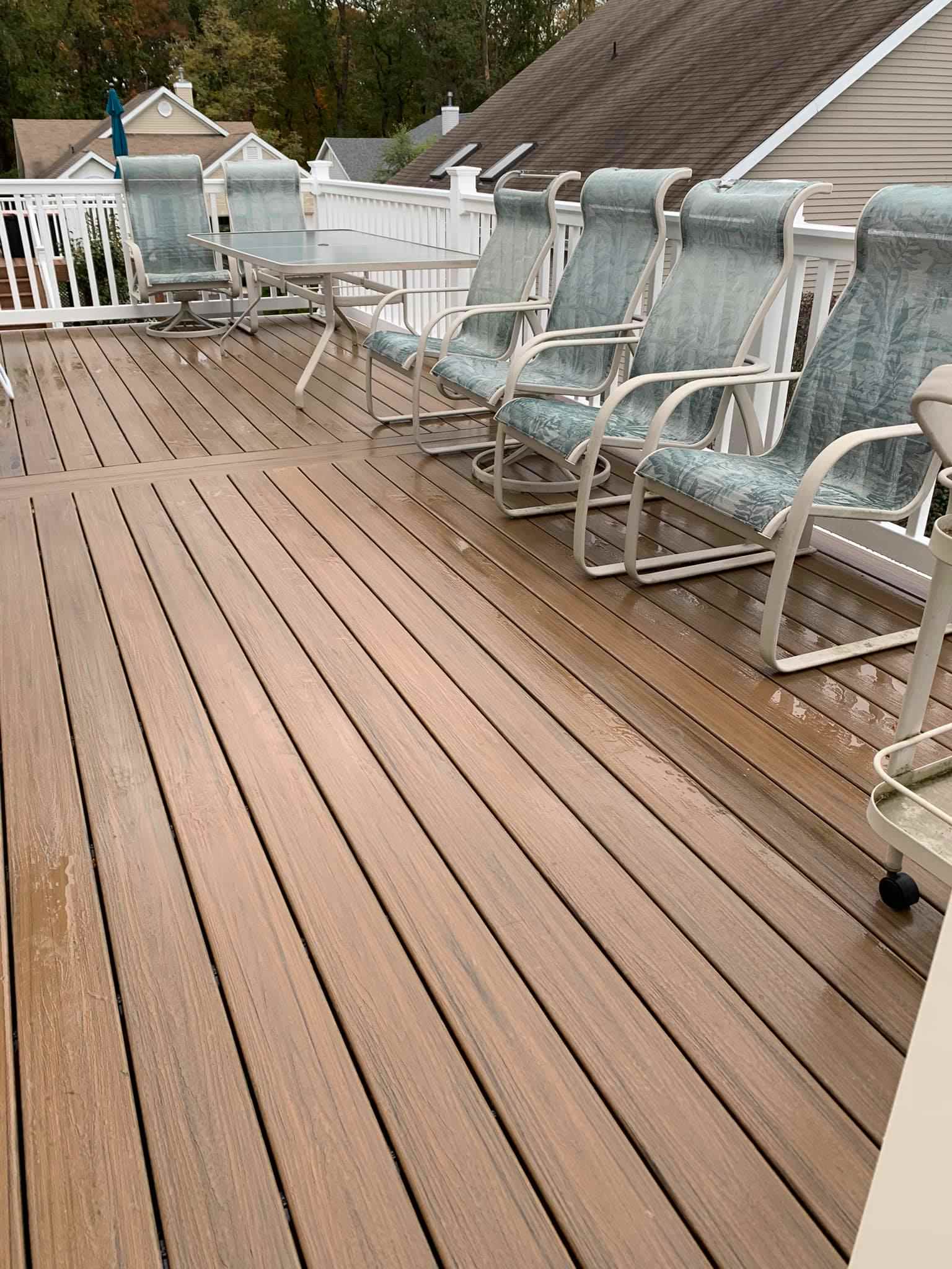 Trex Deck using Trex enhance naturals line