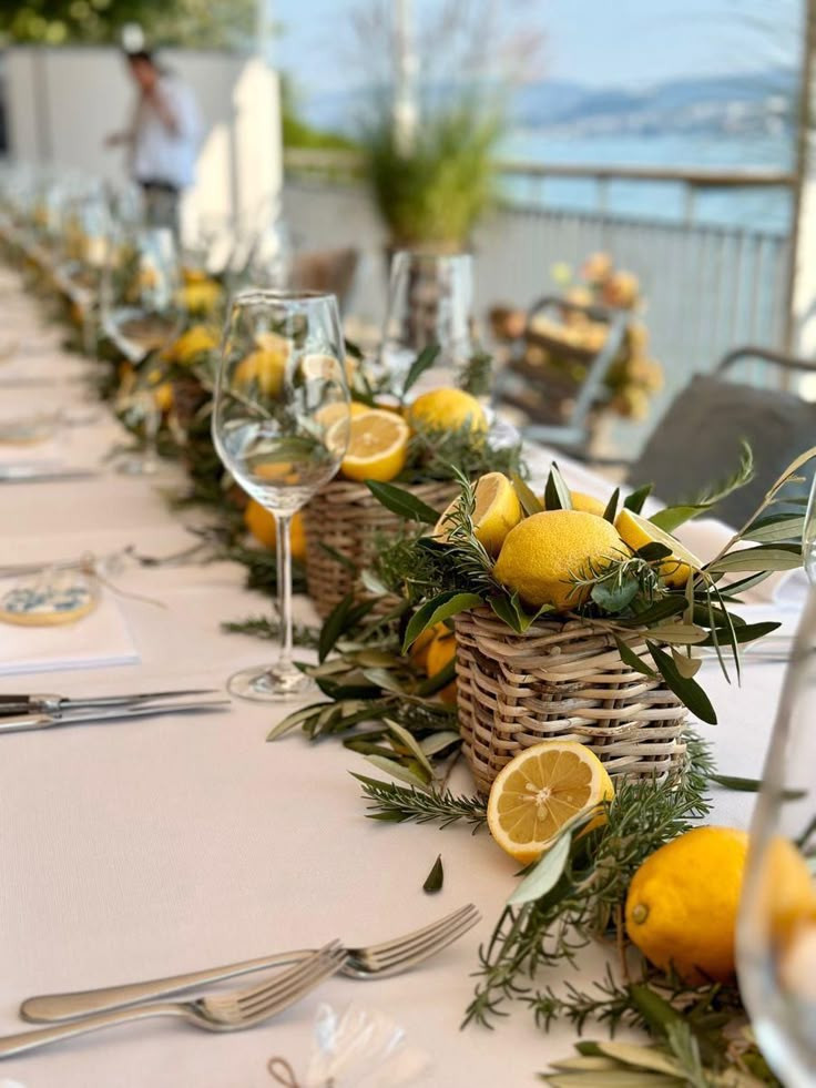 decoration citron table decoration interieur