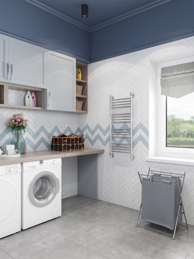 Дизайн гостиной и ванной комнаты в коттедже (Тополиная роща)