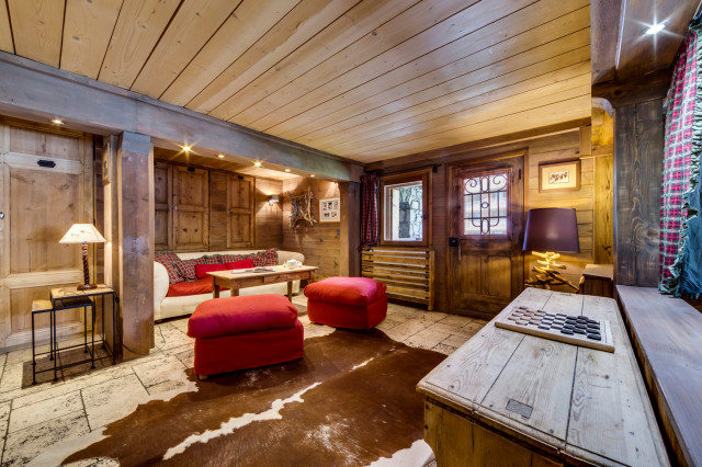 R&eacute;novation compl&egrave;te d'un chalet &agrave; Val d'Is&egrave;re rustic-living-room