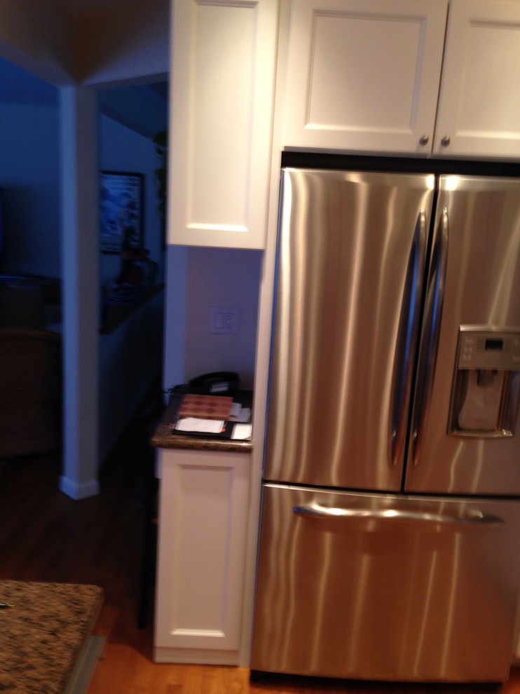 Inspiration for a transitional kitchen remodel in New York