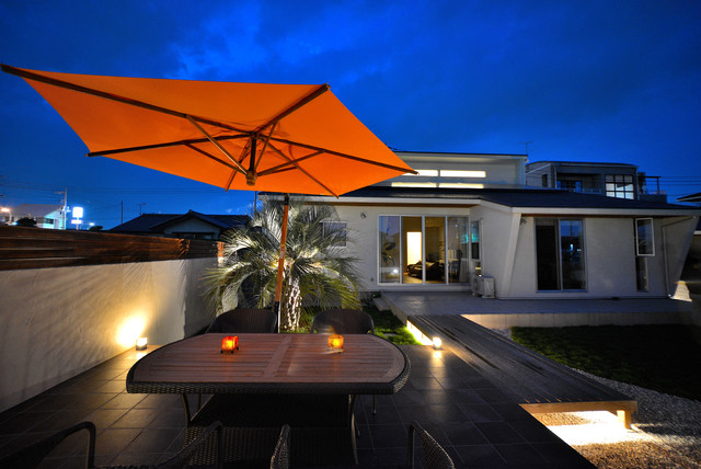 アウトドアリビング 有限会社フィールド 群馬県o様邸 Asiatique Terrasse En Bois Faubourg De Tokyo Par Proの庭照明 ライティングマイスター Houzz アウトドアリビング 有限会社フィールド 群馬県o様邸 Asiatique Terrasse En Bois Faubourg De Tokyo Par Proの庭照明 ライティングマイスター Houzz