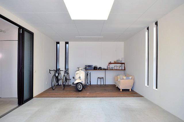 車椅子でかっこよく暮らす家 Scandinavian Garage Other By コラボハウス一級建築士事務所 Houzz Uk