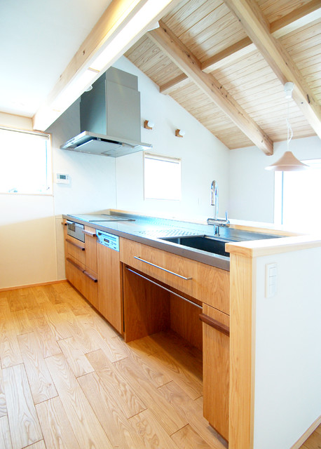 ぬくもりが感じられる木 ステンレスキッチン 北欧 キッチン 他の地域 Re Blanc テイオー産業 Houzz ハウズ