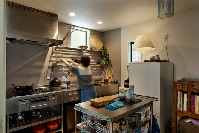 猫も楽しめるステップ階段 Modern Staircase By 株式会社 僕らの家 Houzz