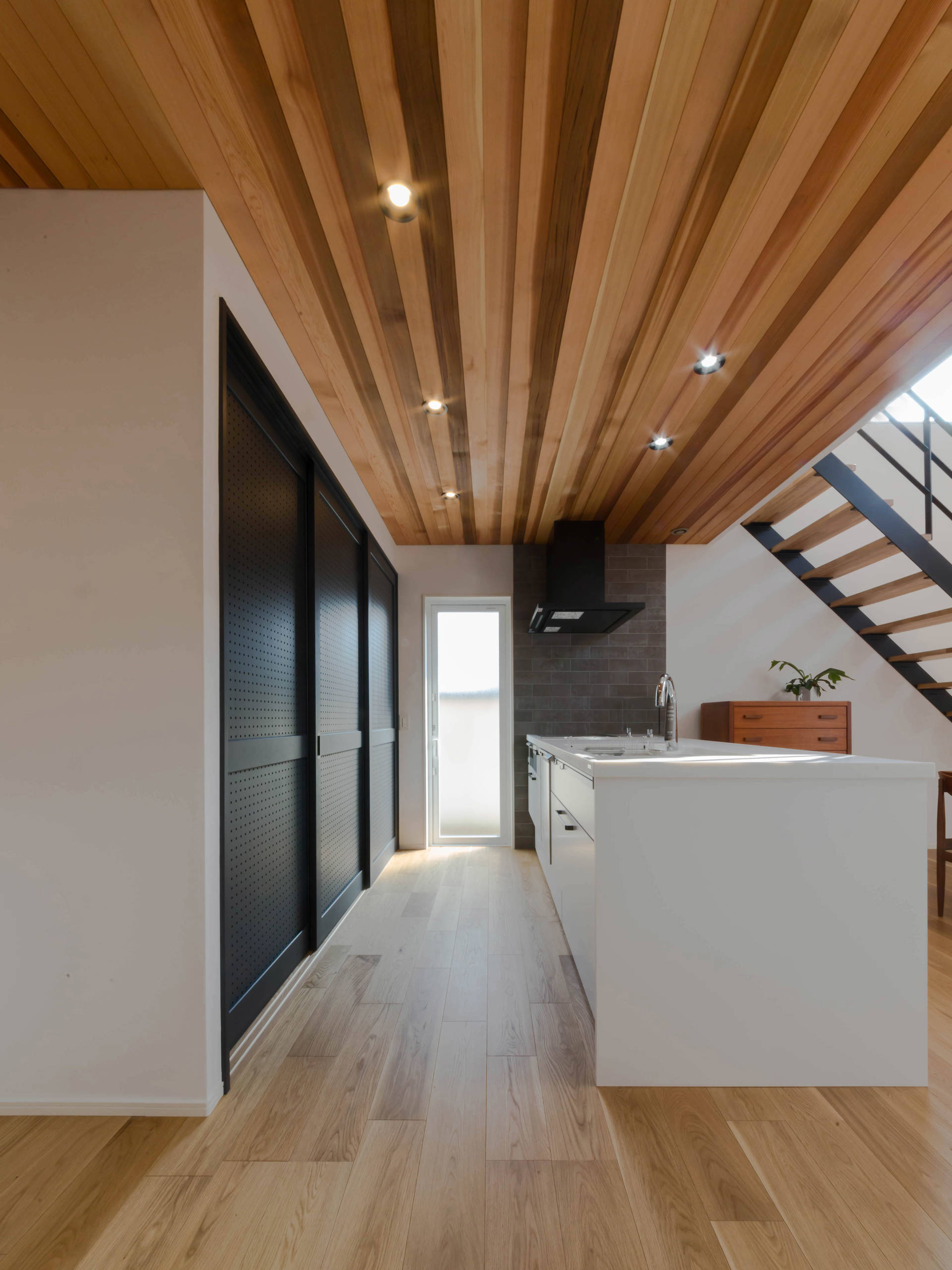 今宿の家 Midcentury Kitchen Fukuoka By 第一双葉 Houzz