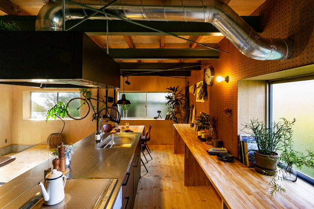 倉庫 リノベーション 趣味を楽しむガレージ暮らし Industriel Cuisine Autres Perimetres Par 株式会社i D Works Houzz 倉庫 リノベーション 趣味を楽しむガレージ暮らし Industriel Cuisine Autres Perimetres Par 株式会社i D Works Houzz
