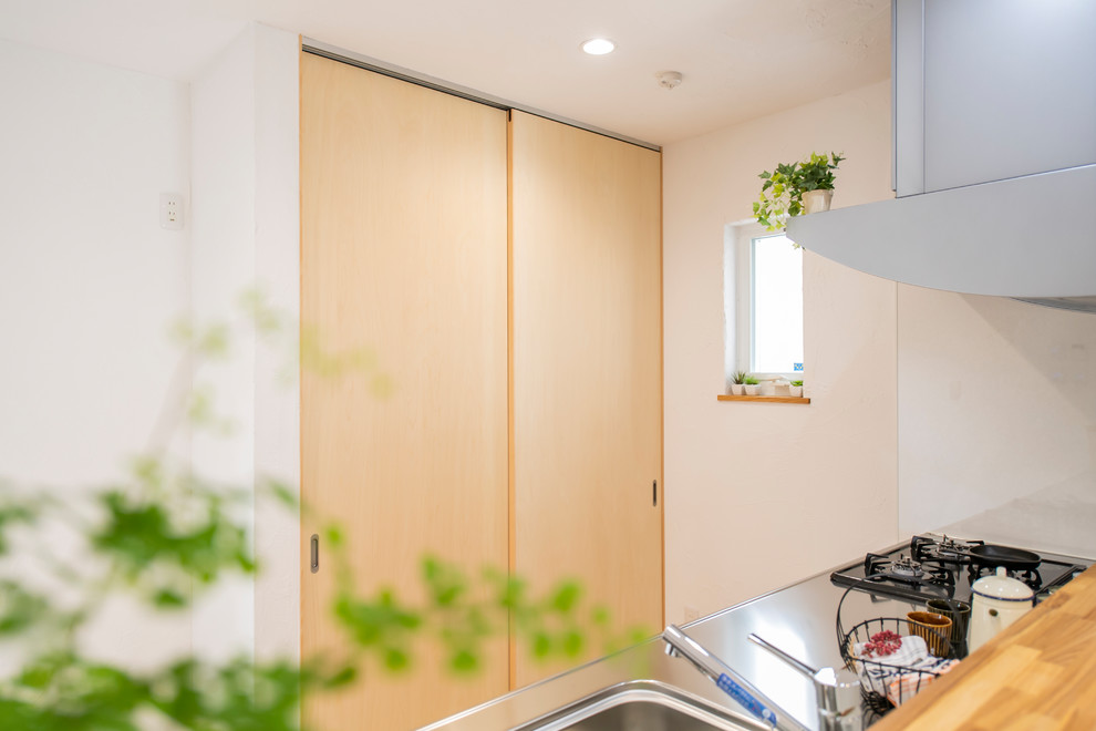 吹抜けで広々開放感のある家 Modern Kitchen Tokyo Suburbs By 大久保工務店 Houzz