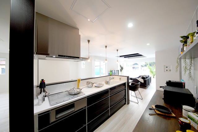 大人かっこいいアーバンスタイルの平屋 Modern Kitchen Other By ユーディーホーム株式会社 Houzz Uk