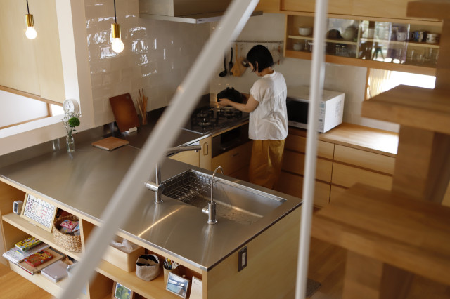 心やすまる家 Rustic Kitchen Nagoya By 悠らり建築事務所 Houzz Au