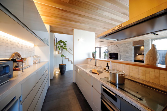 最新モデルハウス モダン キッチン 他の地域 Studio Cotan Houzz ハウズ