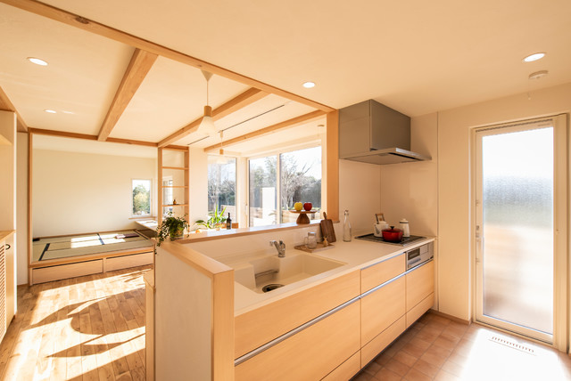 町田市 床下エアコンと珪藻土の家 和室 和風 キッチン 東京都下 株式会社真柄工務店 Houzz ハウズ