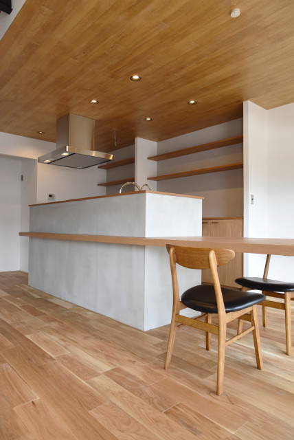 福岡市南区 2ldk Wic ロフト マンションリノベーション Industrial Kitchen Fukuoka By Trunk Design Office Houzz
