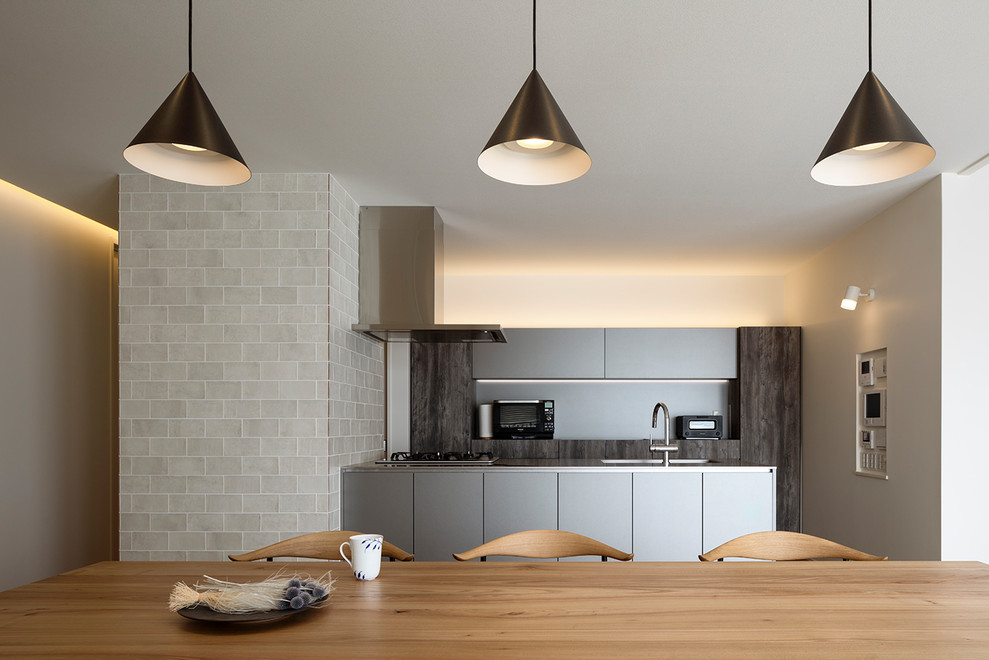納入事例 海外の洋書に出てくるようなインテリアとクールモダンなキッチン Modern Kitchen Tokyo By キッチンハウス Houzz