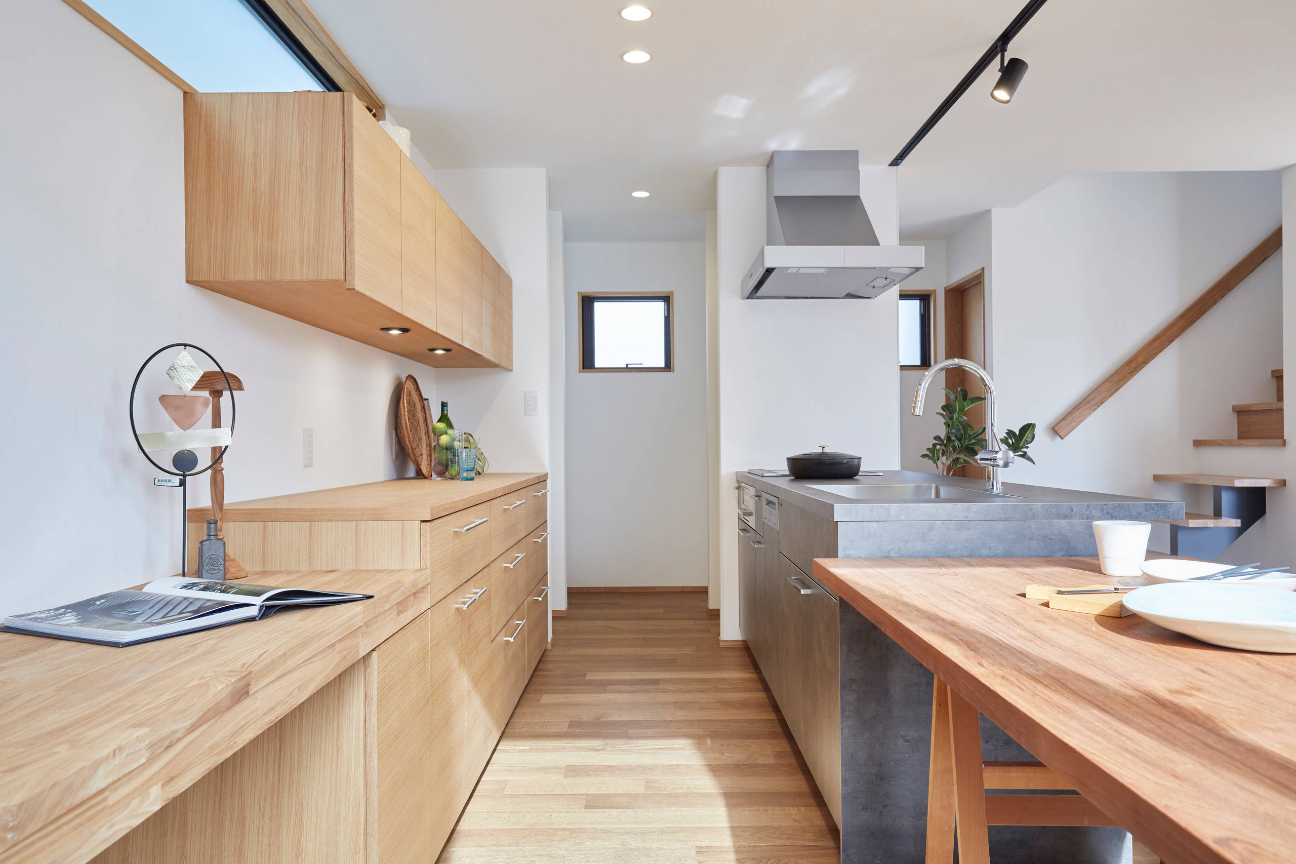 おしゃれなキッチン パネルと同色の調理設備 の画像 21年9月 Houzz ハウズ おしゃれなキッチン パネルと同色の調理設備 の画像 21年9月 Houzz ハウズ