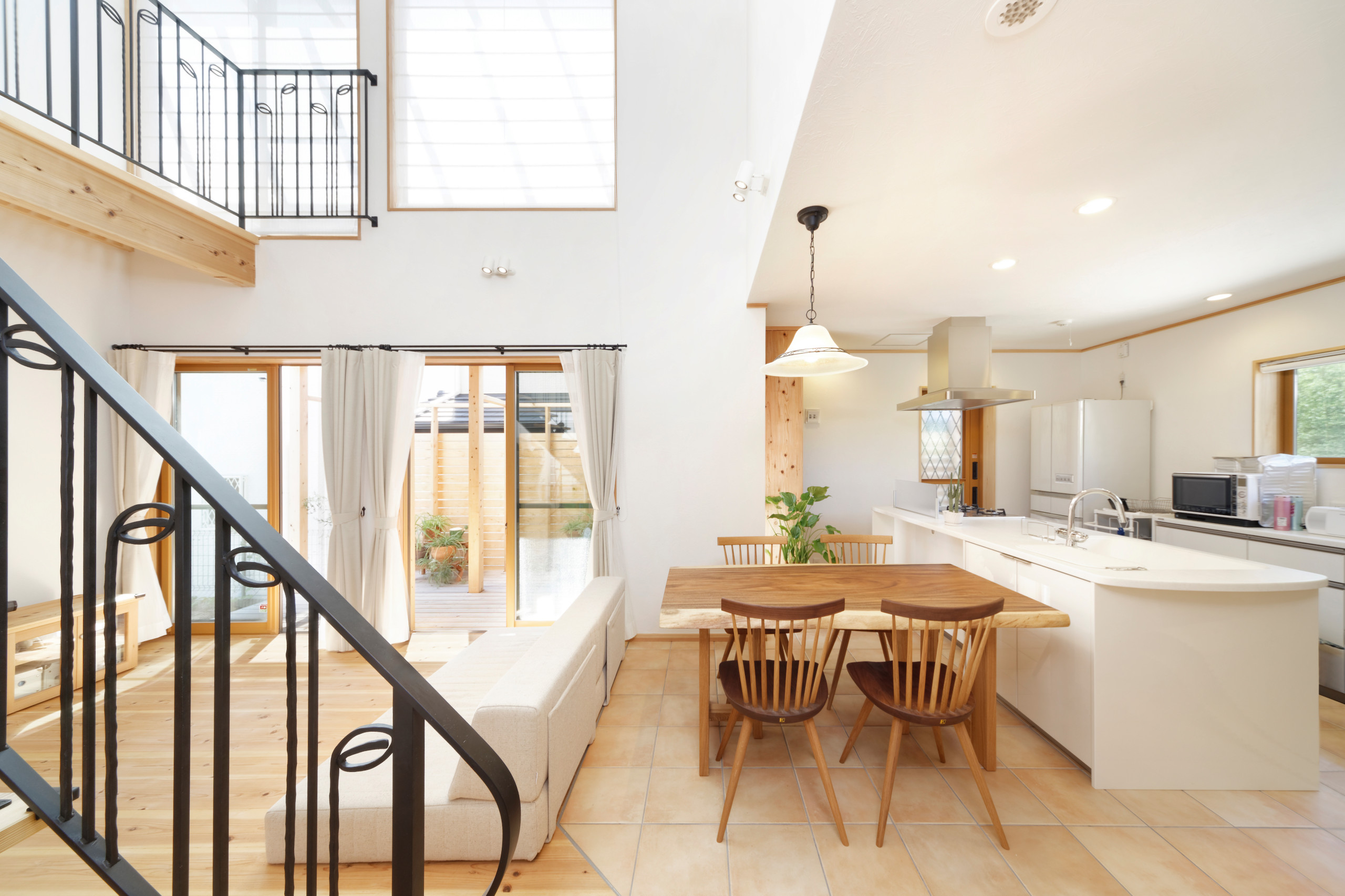 小さいおしゃれなキッチンの画像 - 2021年10月  Houzz (ハウズ)