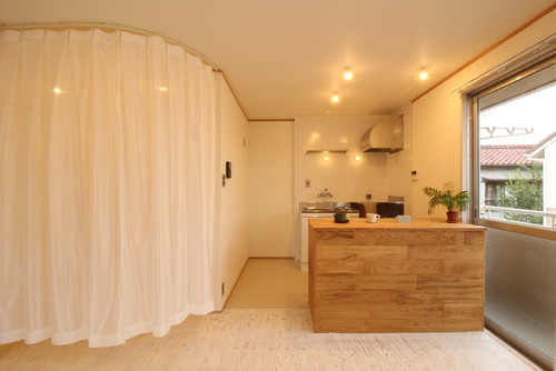 カーテンレールの種類とメンテナンスの仕方を知ろう Houzz ハウズ カーテンレールの種類とメンテナンスの仕方を知ろう Houzz ハウズ
