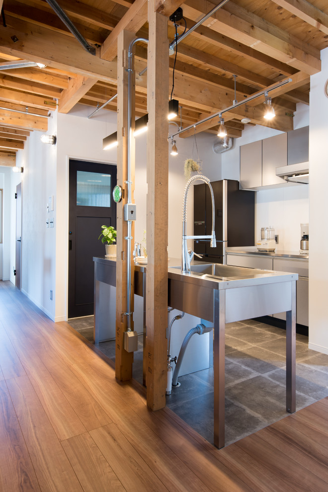 Merry 中古住宅 リノベーション事例 Industrial Kitchen Sapporo By Renoves リノベ札幌 株 Houzz