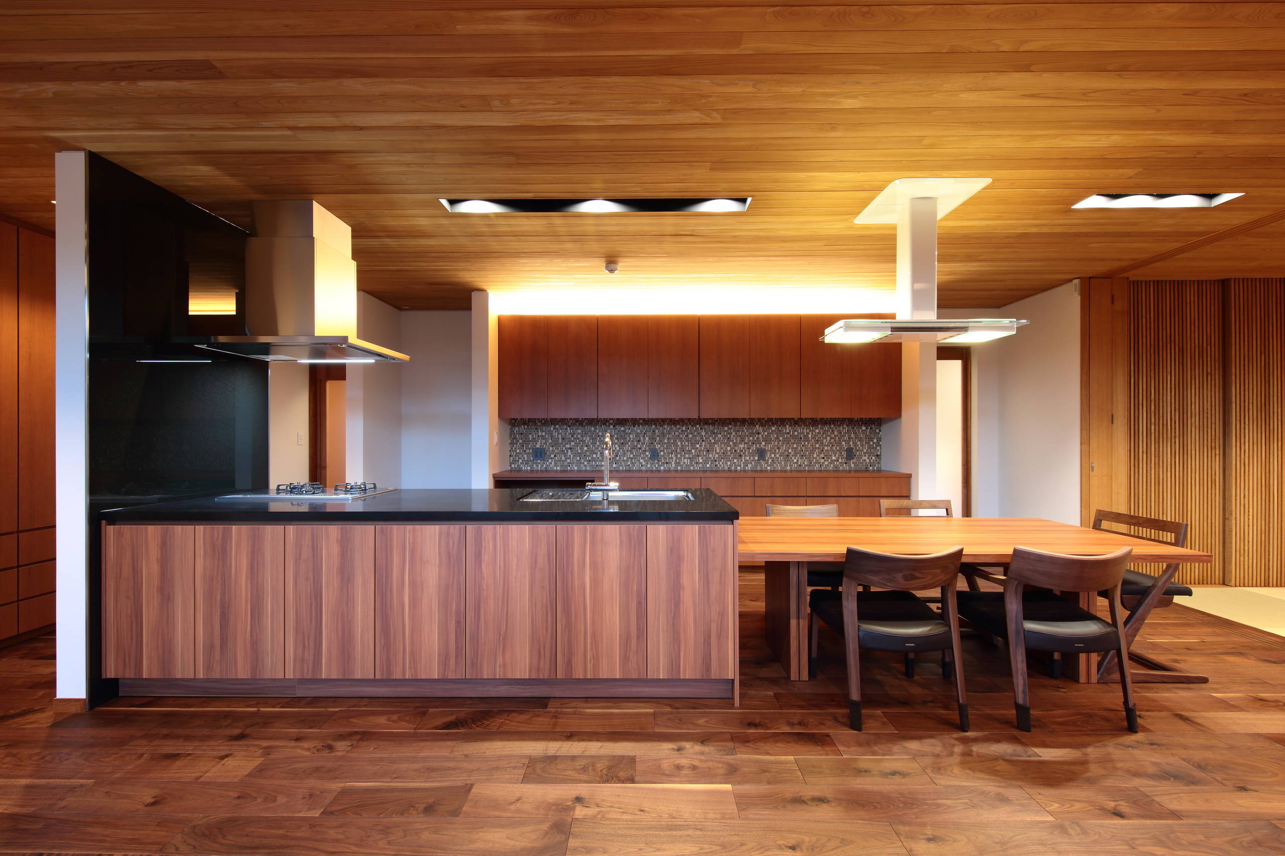 モダンスタイルのおしゃれなキッチンの画像 21年9月 Houzz ハウズ