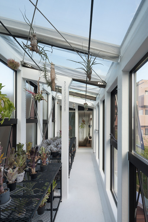 サンルームは もの干しスペースだけではもったいない コンサバトリー風に楽しもう Houzz ハウズ