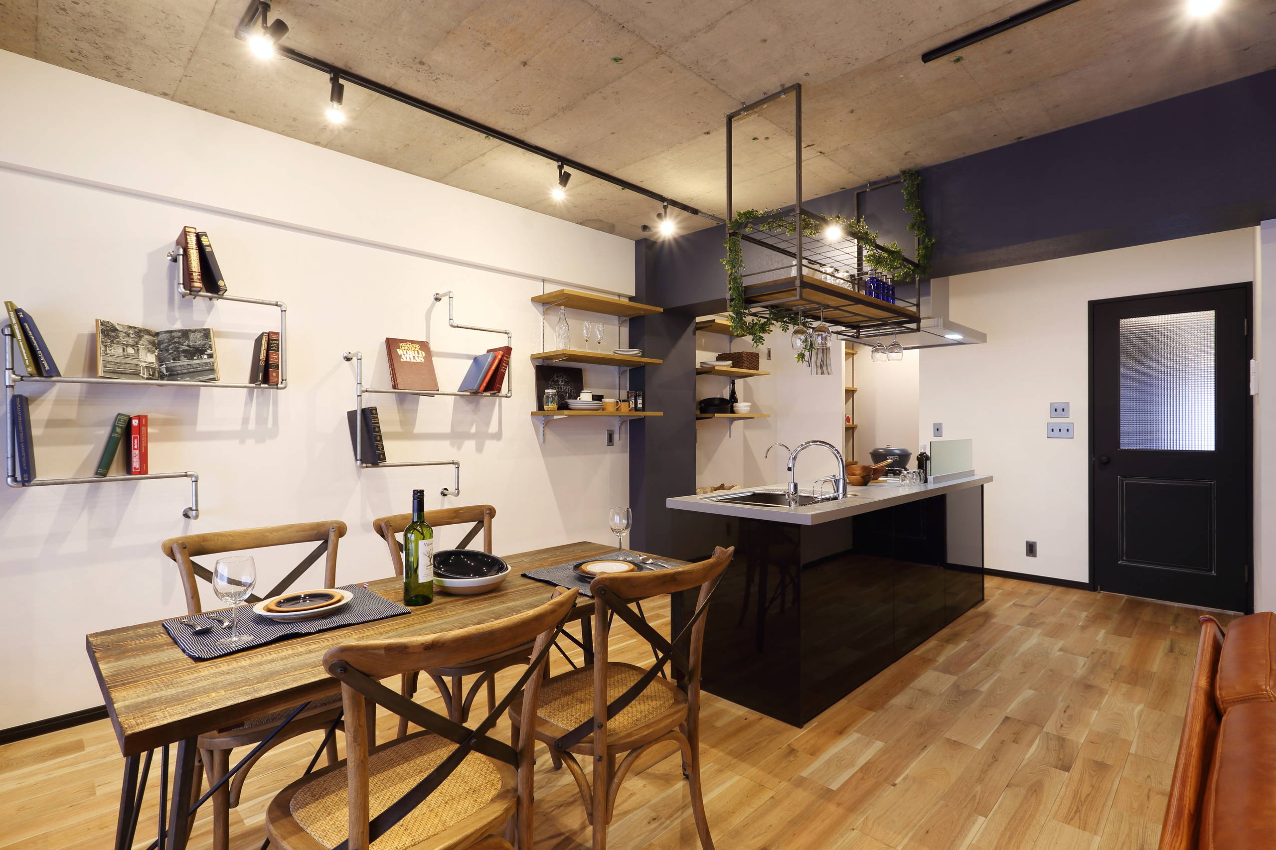 インダストリアルスタイル Industrial Dining Room Tokyo By スリーエイト株式会社 Houzz