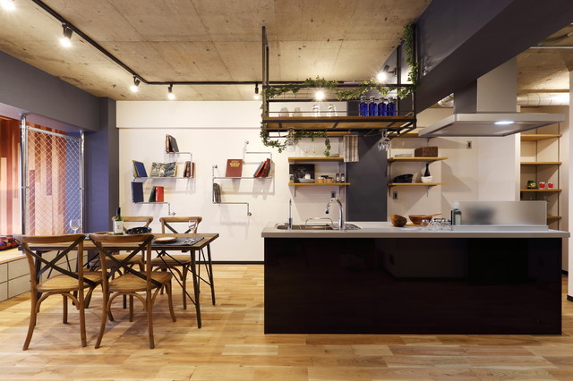 インダストリアルスタイル Industrial Dining Room Tokyo By スリーエイト株式会社 Houzz Ie