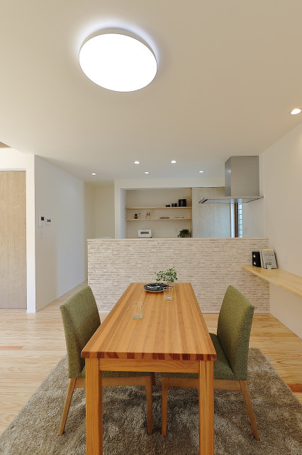 オシャレ 実用性を両立するダイニングキッチン Modern Dining Room Other By 有限会社喜々津ホーム Houzz