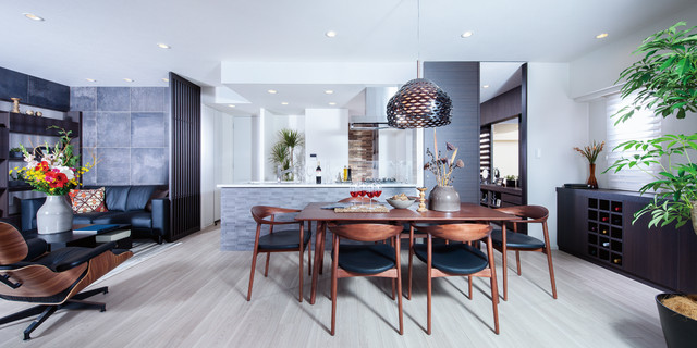 クリオ横浜セントラルマークスモデルルーム Modern Esszimmer Tokio Von 明和地所株式会社 Houzz
