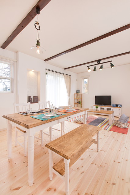 ナチュラルフレンチのかわいい家 カントリー ダイニング 他の地域 Home Craft M 株式会社 宮本組 Houzz ハウズ