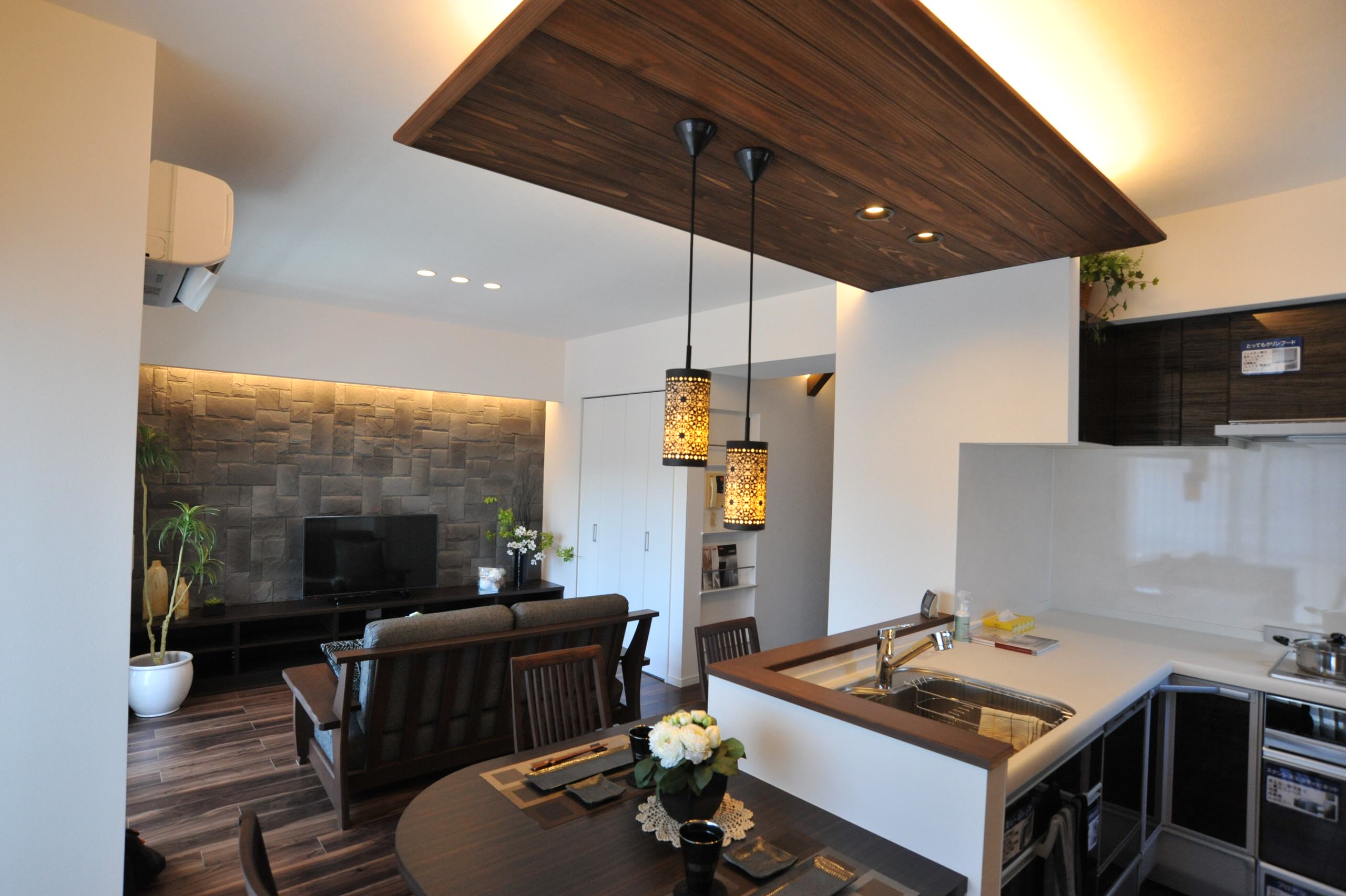 マンションリノベーション Modern Dining Room Other By 東邦建工株式会社 リフォーム部 Houzz