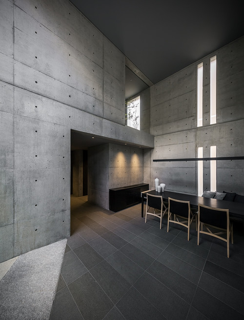 無機質な素材を印象的に用いた クールモダンな住宅 Houzz ハウズ
