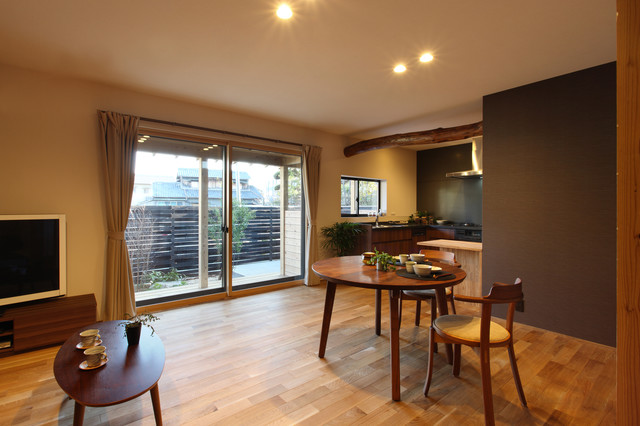 大改造 劇的ビフォーアフター やかましい家 Farmhouse Dining Room Osaka By Studio Tanpopo Gumi 一級建築士事務所 Houzz 大改造 劇的ビフォーアフター やかましい家 Farmhouse Dining Room Osaka By Studio Tanpopo Gumi 一級建築士事務所 Houzz
