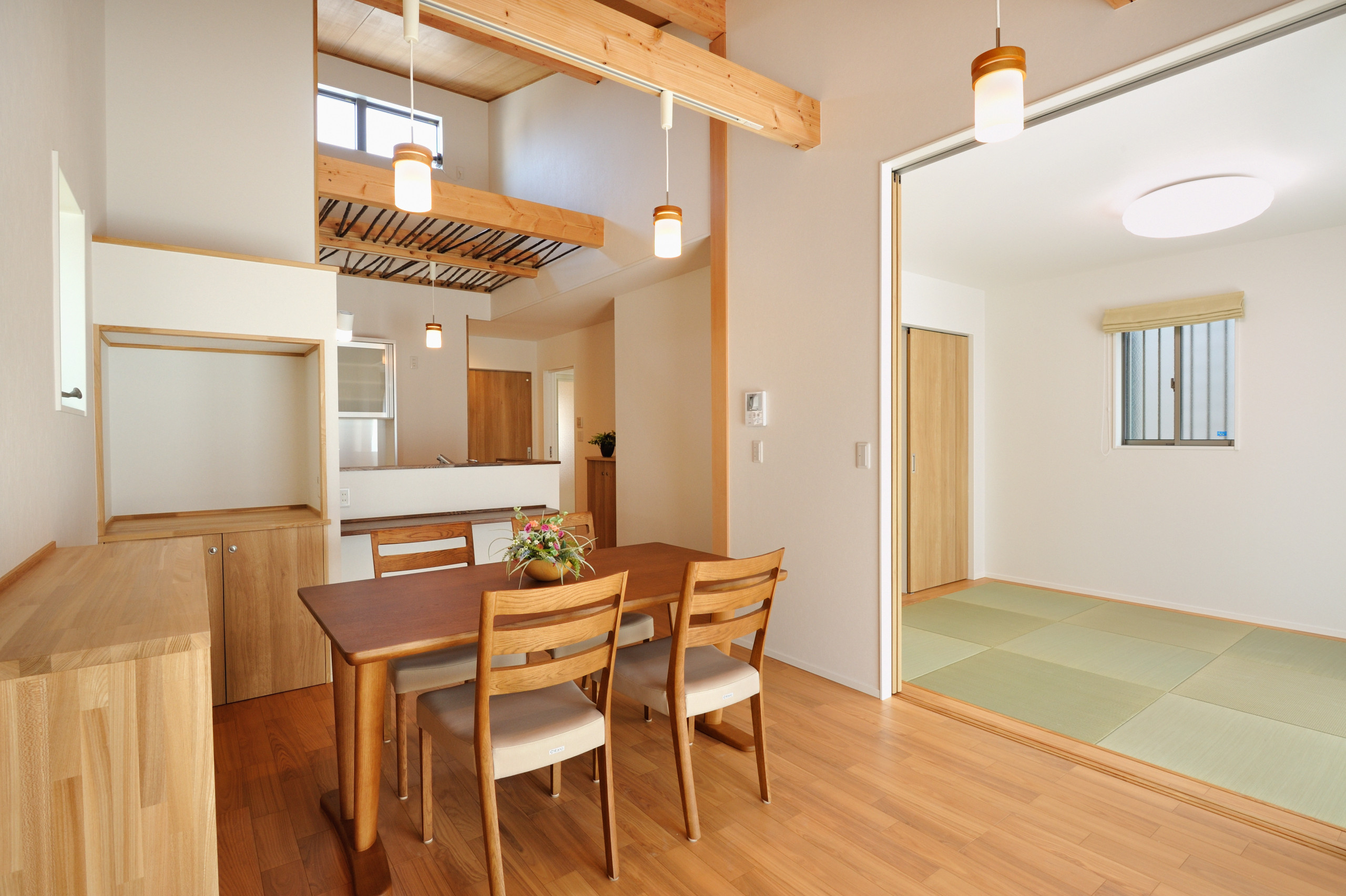 家事動線も良い憧れの平屋住宅 狭小17坪 Japanese Dining Room Other By 山際建設有限会社 Houzz