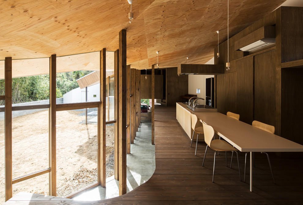 折り壁の段床 Folding Wall Stepped Floor Asian Dining Room Kobe By Y M Design Office Houzz