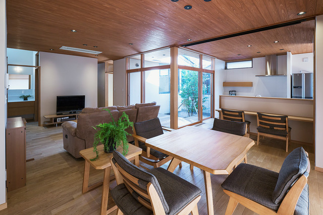 方形屋根の家 Japanese Dining Room Other By Atelier N Houzz Uk