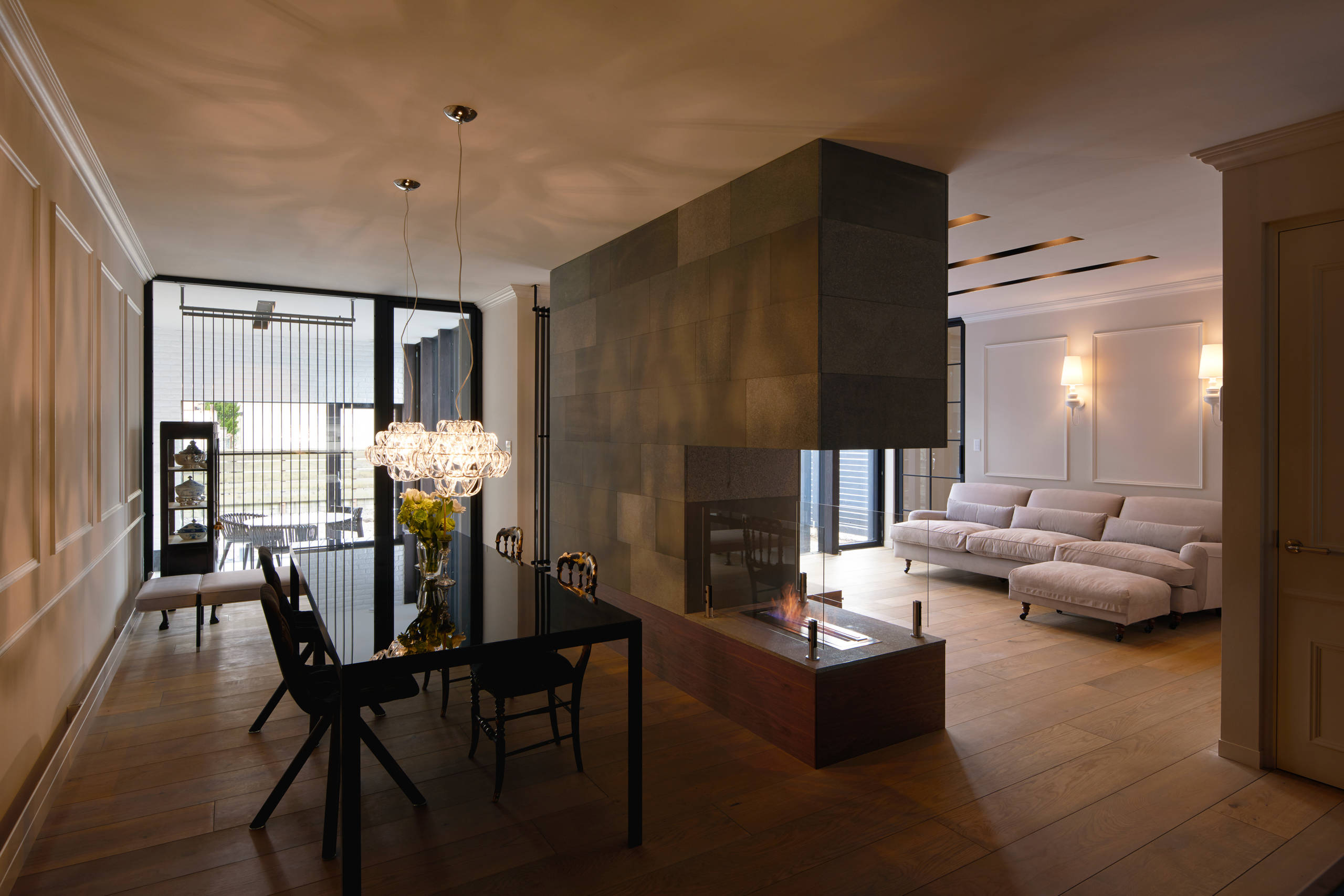 楢山の家r Contemporary Dining Room Other By もるくす建築社 Houzz