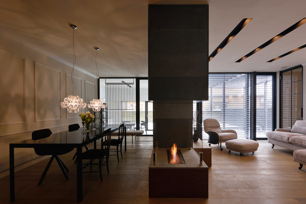 楢山の家r Modern Dining Room Other By もるくす建築社