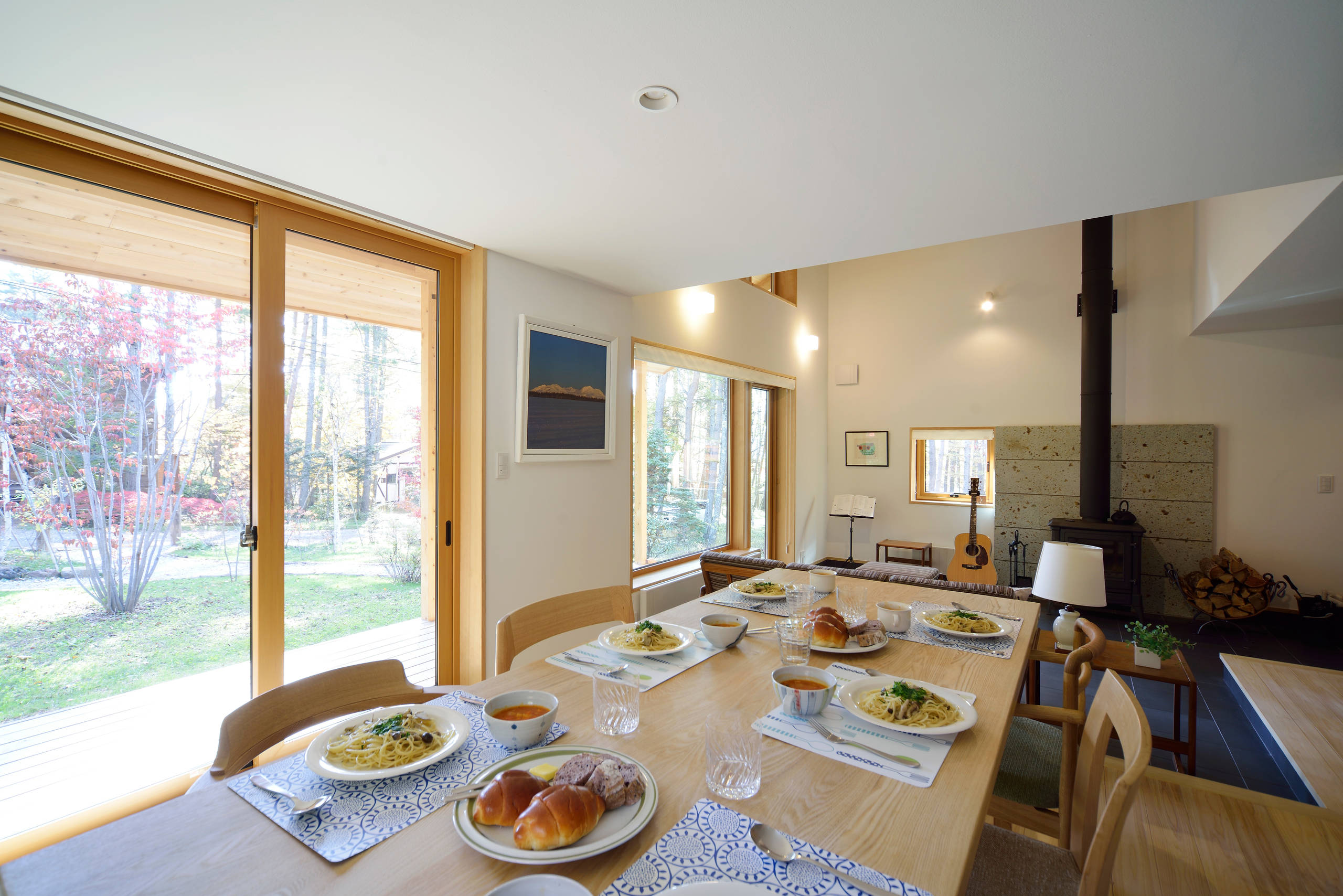 集いの山荘 Scandinavian Dining Room Tokyo By 株式会社参創ハウテック Houzz